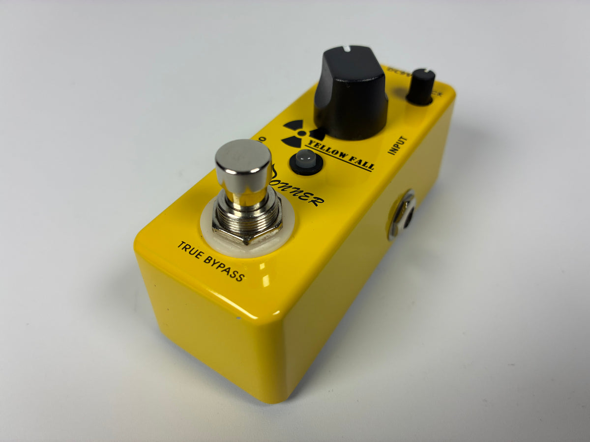 Donner Yellow Fall Analog Delay - Excellent Condition with Box and Documents