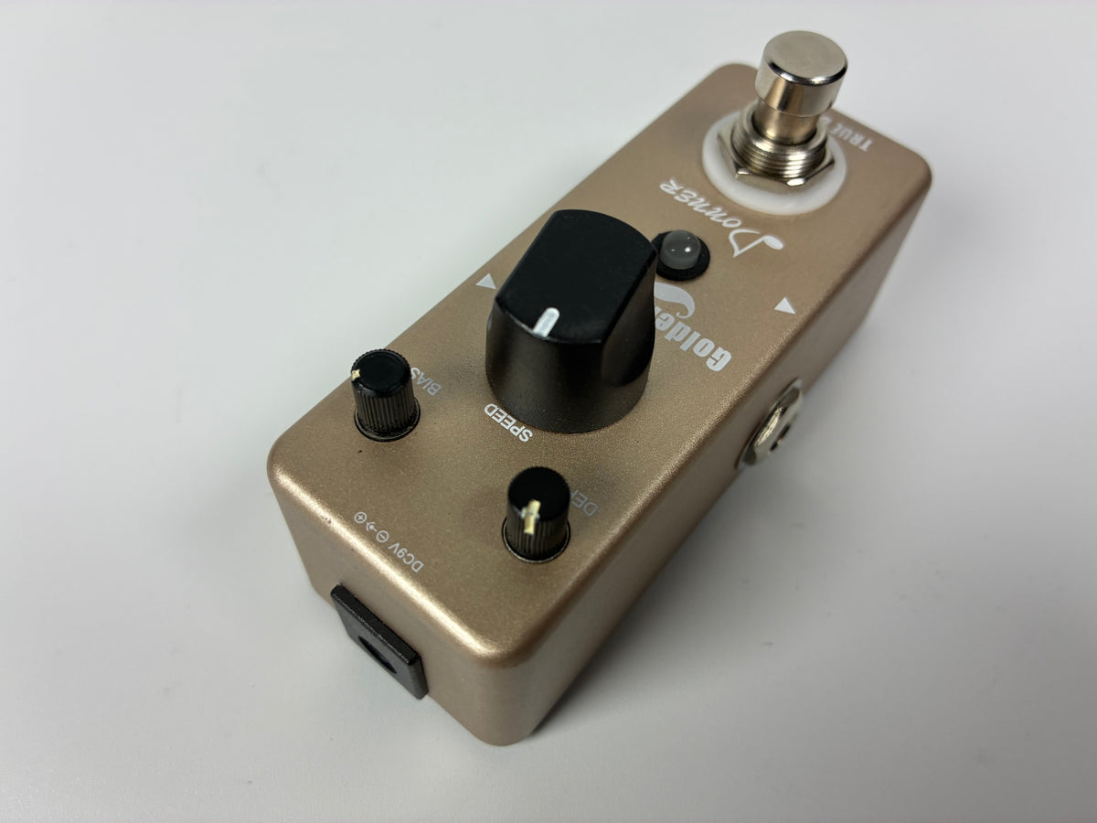 Donner Golden Tremolo - Excellent Condition with Manual
