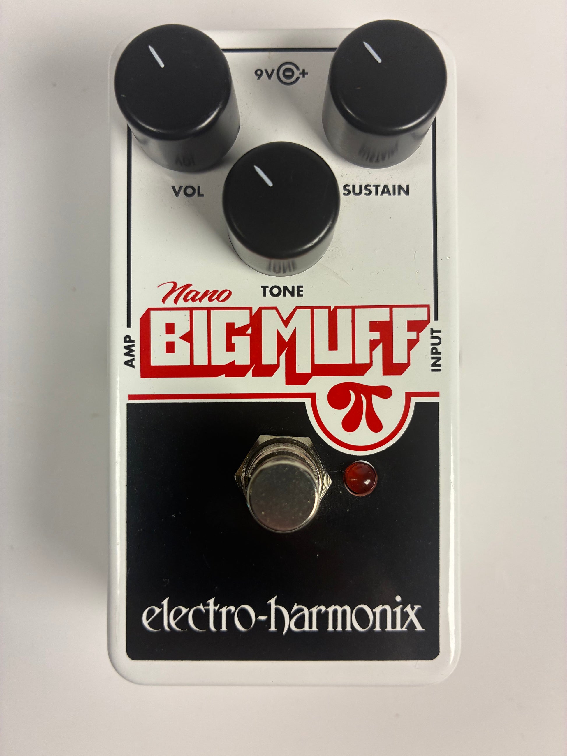 Electro-Harmonix Nano Big Muff Pi Distortion / Sustainer