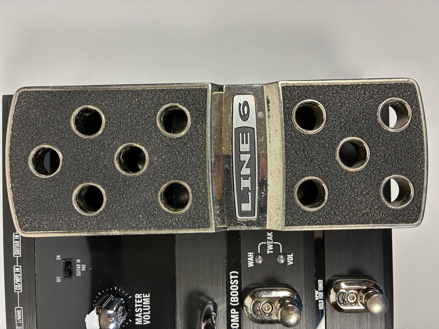Line 6 POD X3 Live Multi-Effect and Amp Modeler - Excellent Condition with Power Supply & Fitted Bag