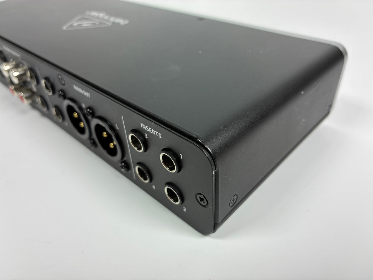 Behringer U-Phoria UMC404HD 4x4 USB Audio Interface