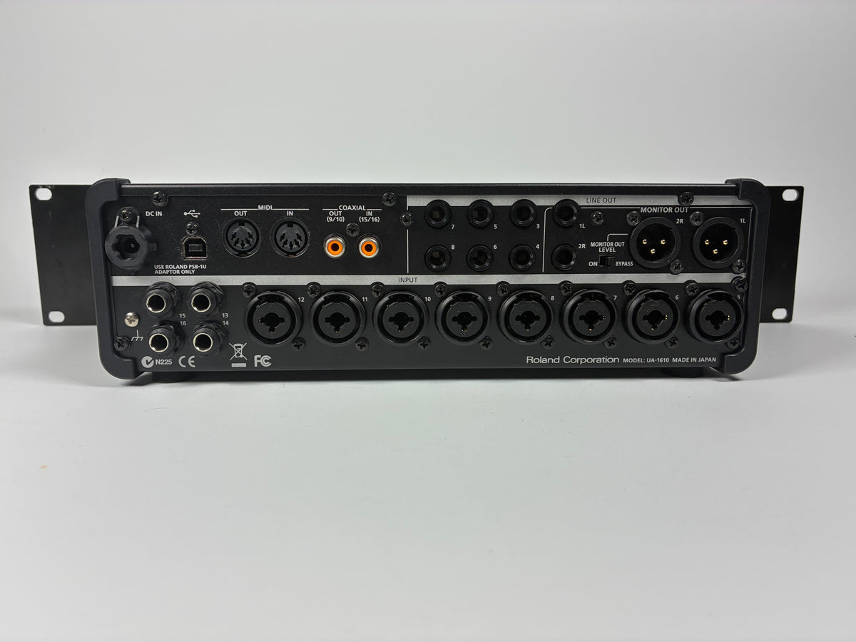Roland UA-1610 Studio-Capture USB 2.0 Audio Interface - Excellent Condition with Power Supply, Manual, and Disc