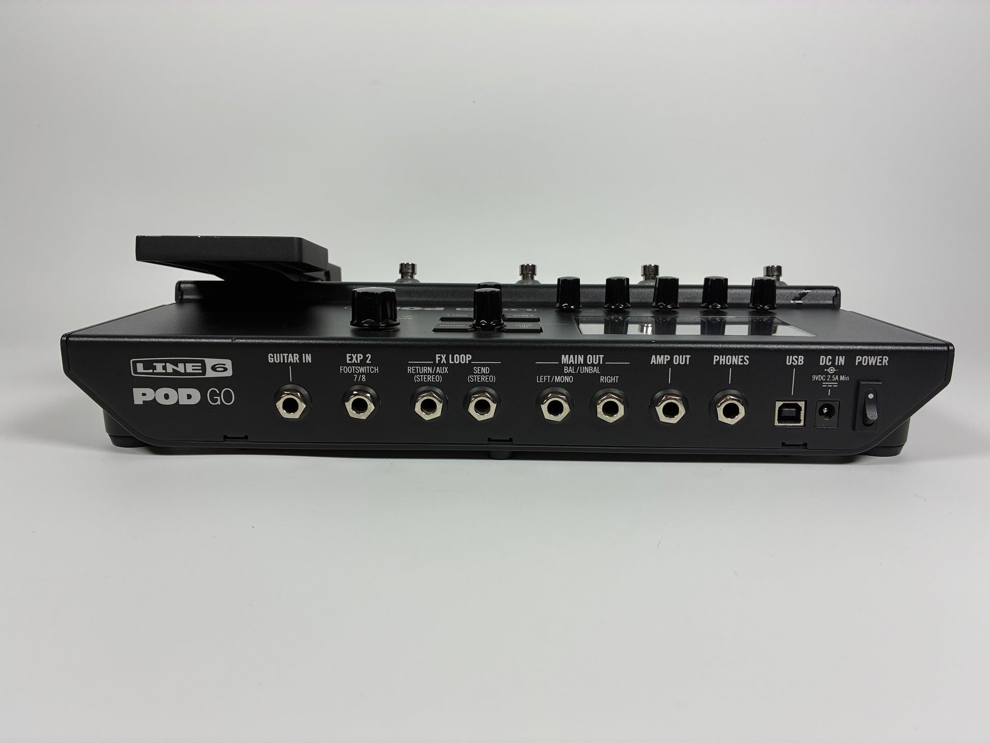 Line 6 POD GO Multi-Effect and Amp Modeler - Excellent Condition with Box, Power Supply and Dust Cover