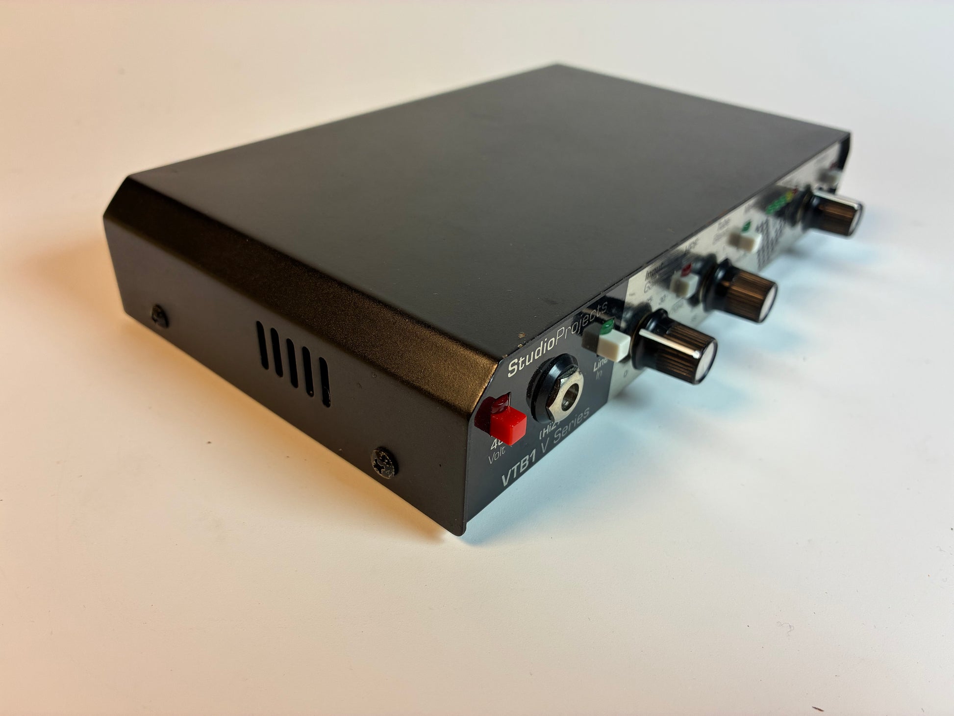 Studio Projects VTB1 Tube Microphone Preamp - With Box and Power Supply
