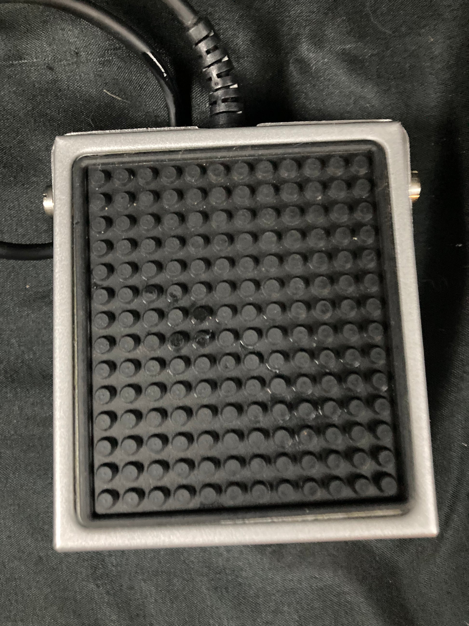 Hosa FSC-502 Momentary Open 1/4 TS Non-Latching Footswitch