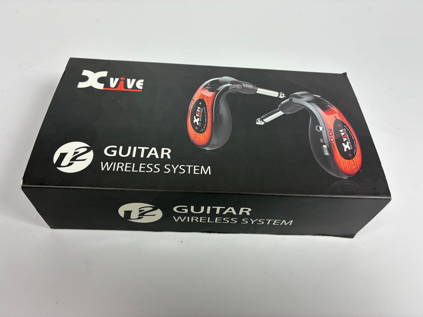 Xvive U2 Wireless Guitar System - Sunburst - Excellent Condition with Box and USB Charging Cable