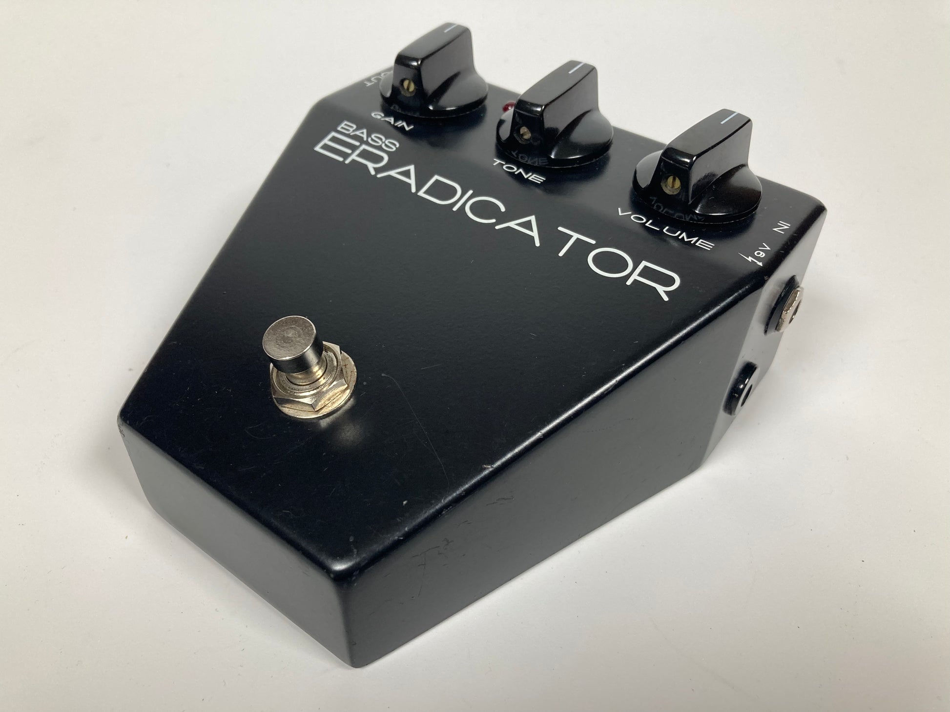 Satellite Amplifiers Bass Eradicator