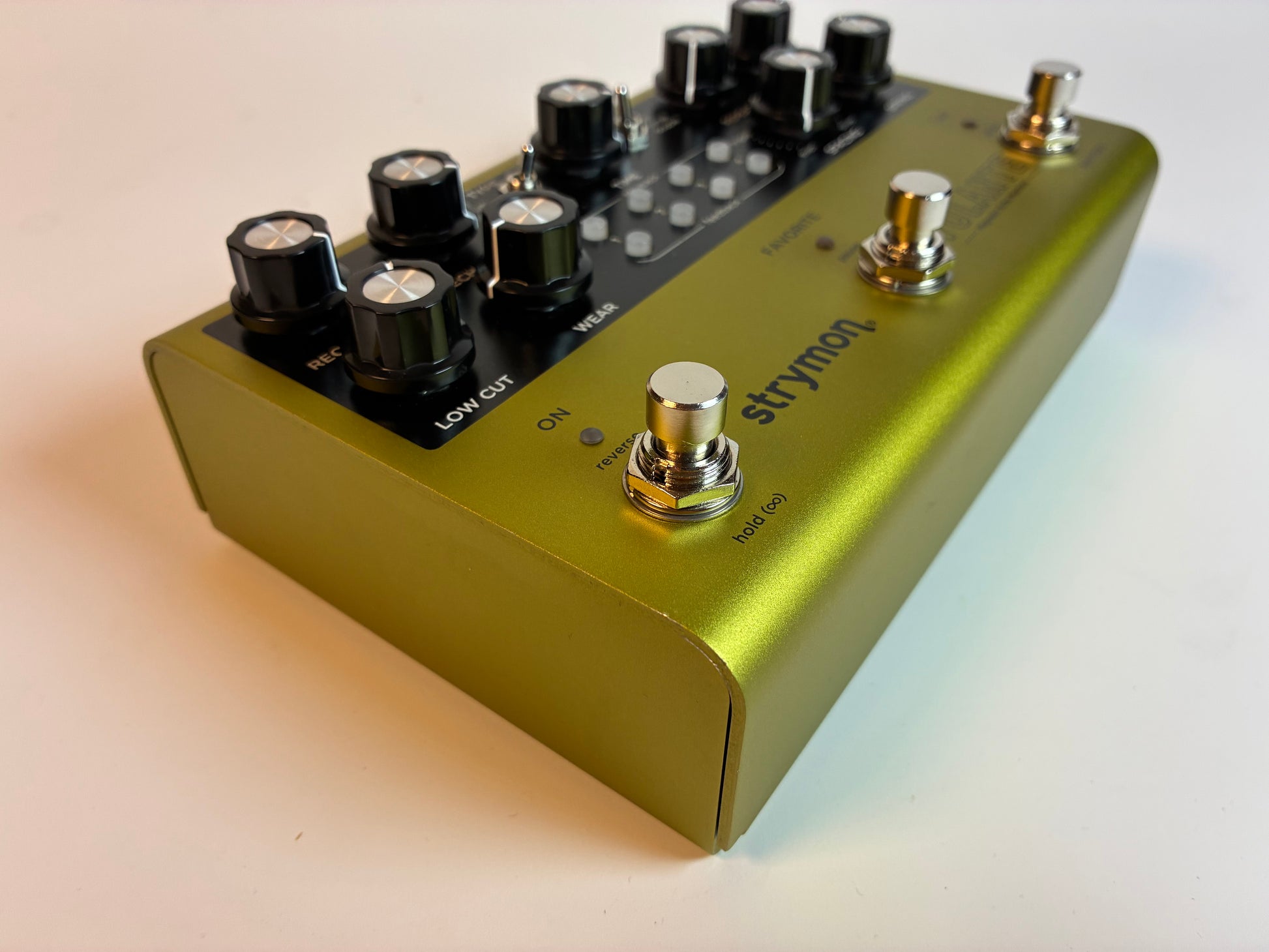 Strymon Volante Magnetic Echo Machine - Excellent Condition with Box and USB Cable